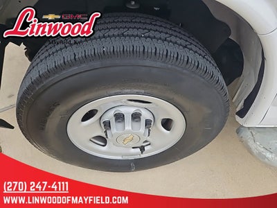 2024 Chevrolet Express Cargo 2500 WT