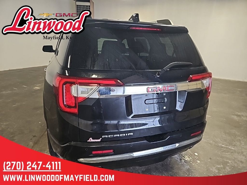 2023 GMC Acadia Denali