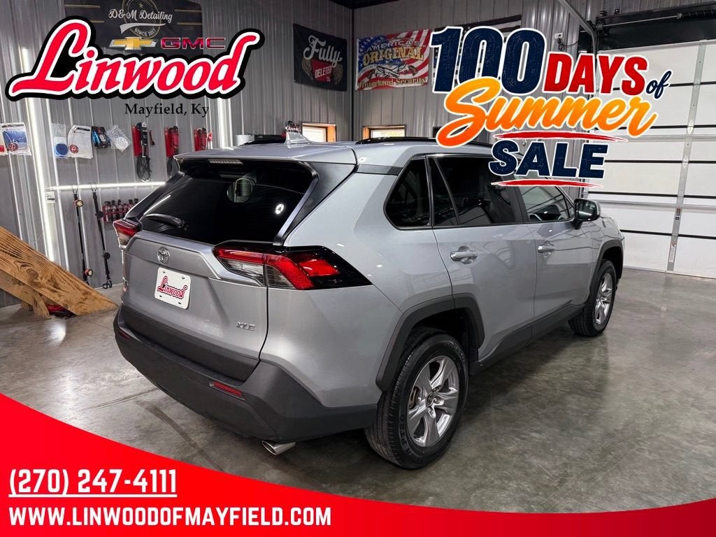 2025 Toyota RAV4 XLE