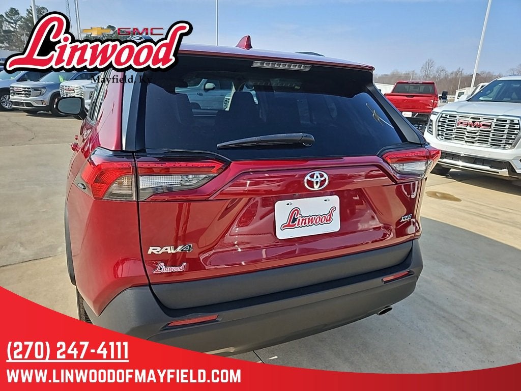 2023 Toyota RAV4 XLE