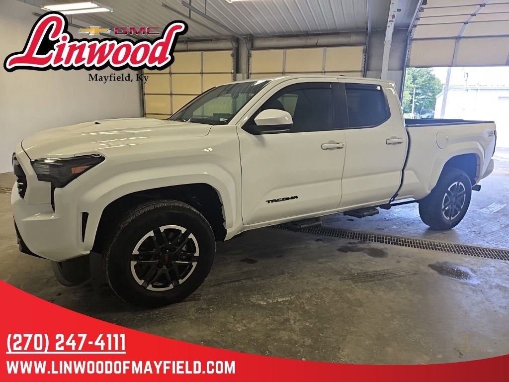 2026 Toyota Tacoma 4WD SR5