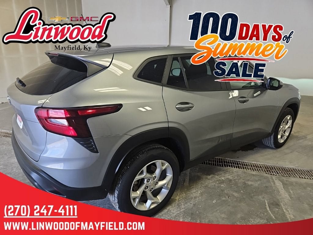 2025 Chevrolet Trax LS