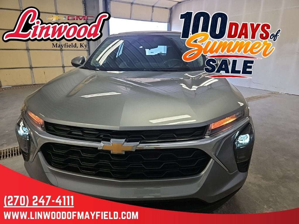 2025 Chevrolet Trax LS