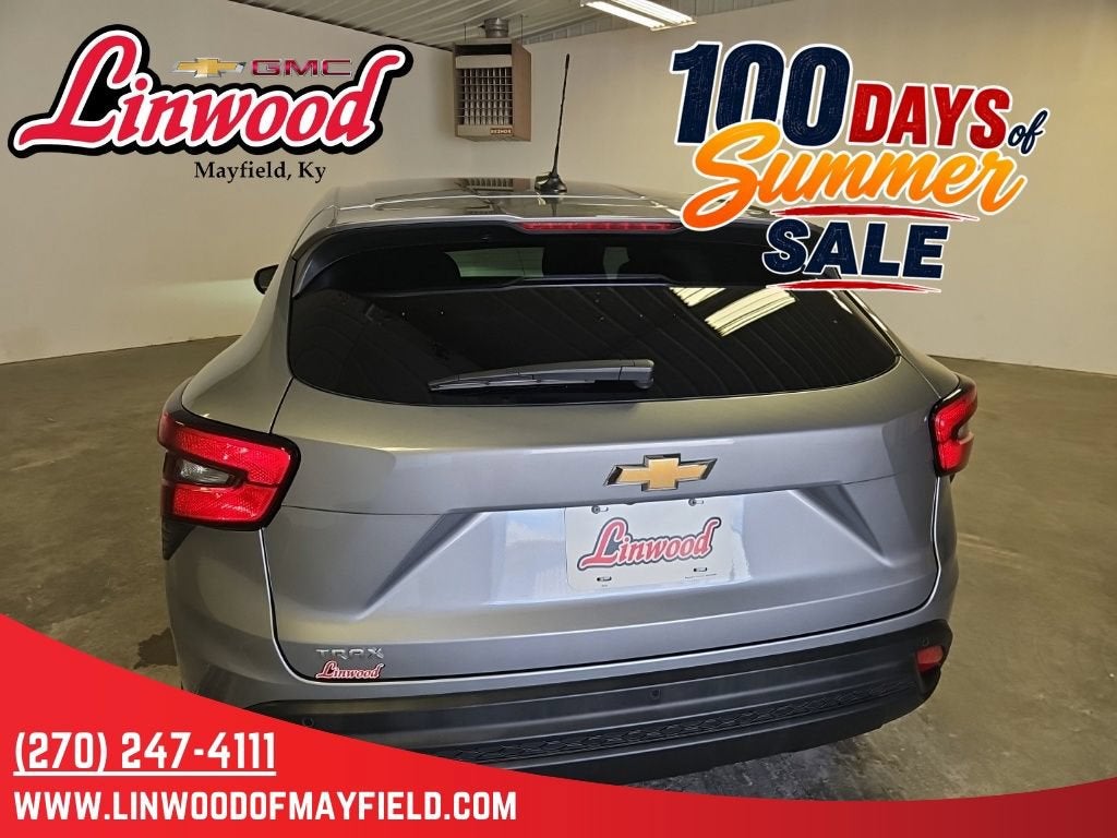 2025 Chevrolet Trax LS