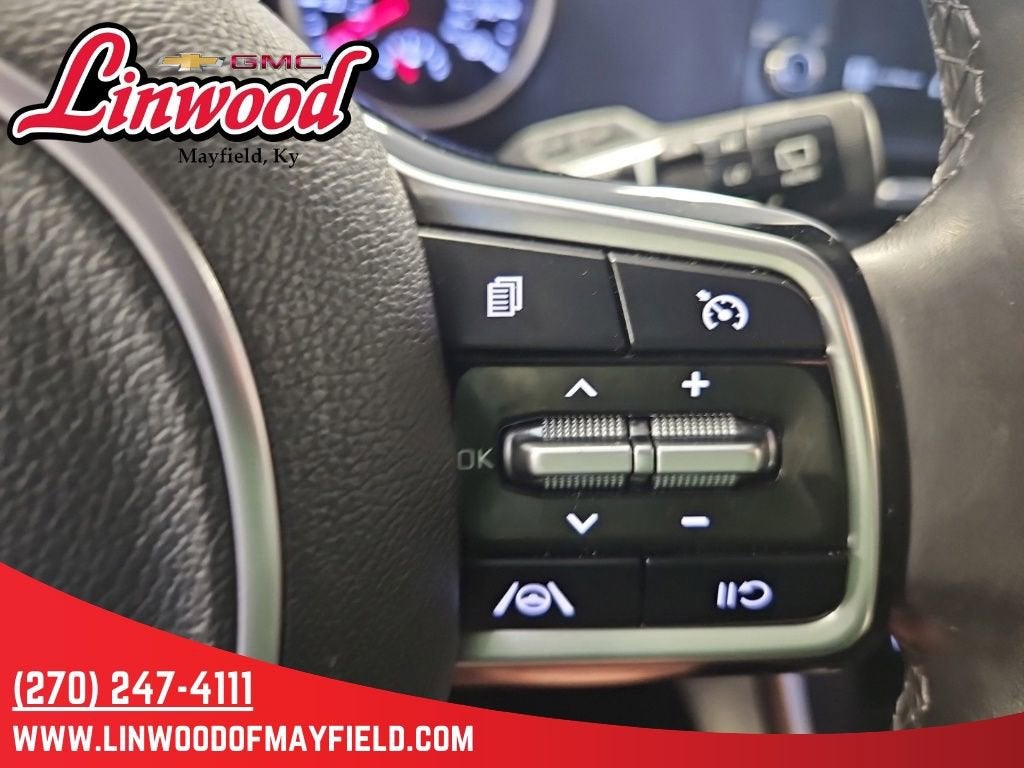 2024 Kia Carnival LX